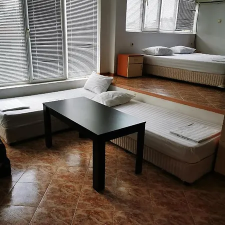 Otel Jelezchevi Guest Primorsko