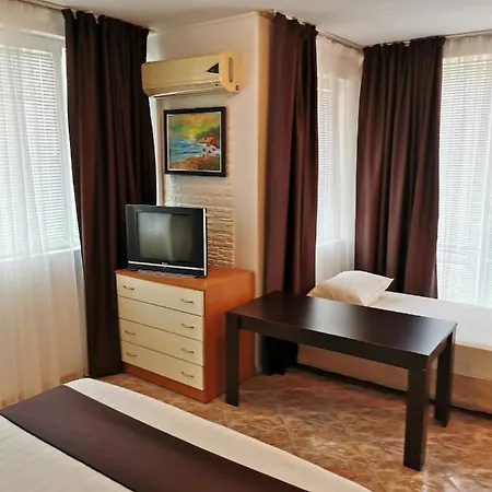 Otel Jelezchevi Guest