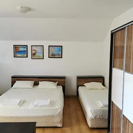 Otel Jelezchevi Guest Primorsko