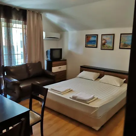 Jelezchevi Guest Otel Primorsko
