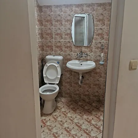 Jelezchevi Guest 2*