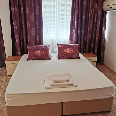 Jelezchevi Guest Otel 2*