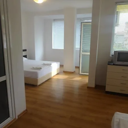 Otel Jelezchevi Guest 2*