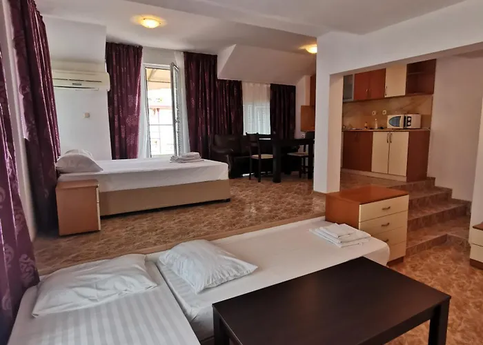 Jelezchevi Guest 2* Πριμόρσκο