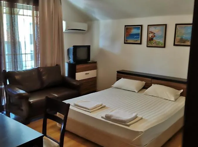 Jelezchevi Guest Hotel Primorsko